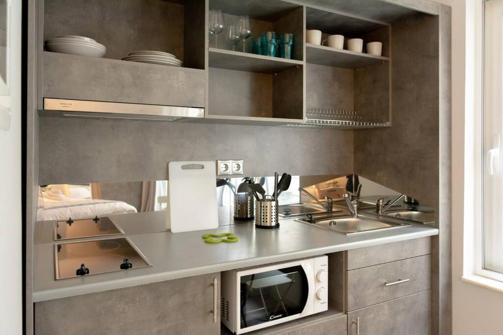 A16 Modern & Cosy Suite Near Plaka @Athens Center Exterior photo